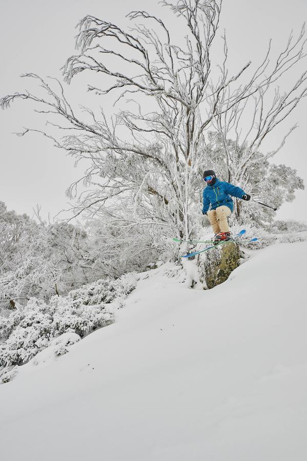 Ski Club Of Victoria - Ivor Whittaker Lodge Mount Buller Buitenkant foto